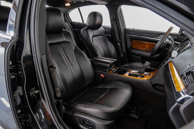 Used 2015 Lincoln MKS w/ Equipment Group 101A image 34