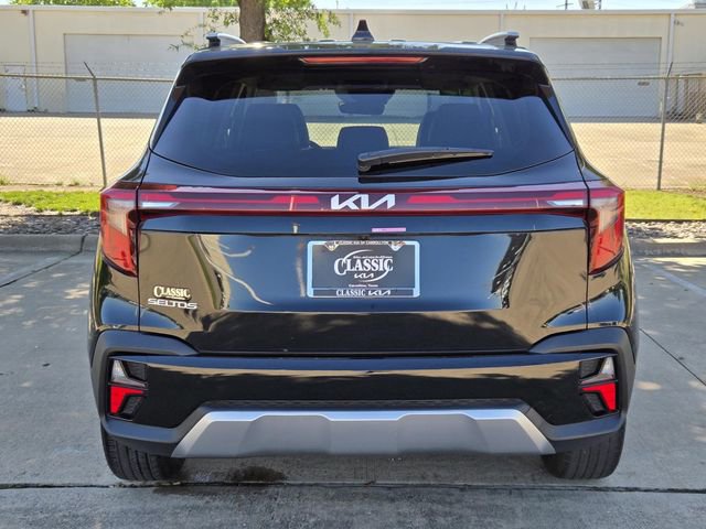 Certified 2025 Kia Seltos S image 5