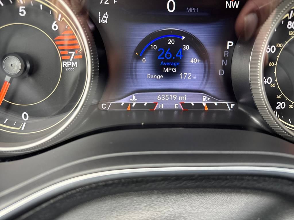 Used 2023 Jeep Cherokee Altitude Lux image 16