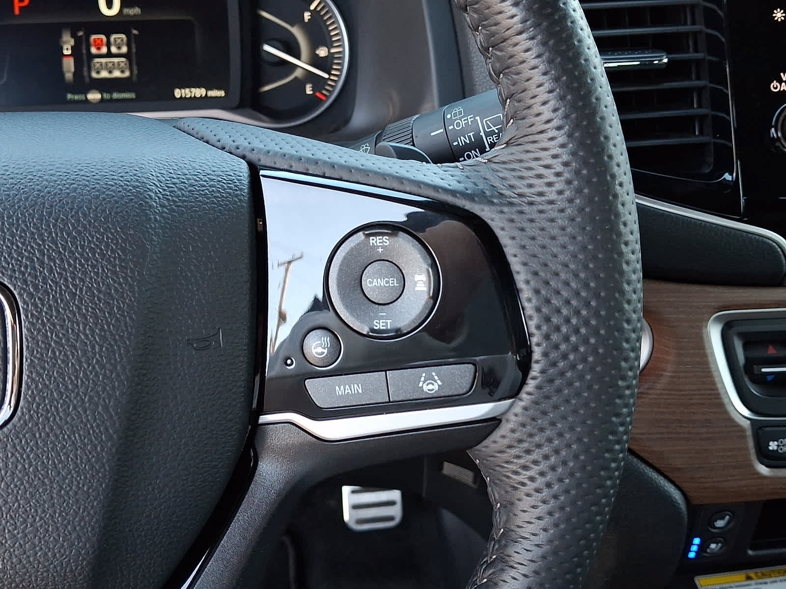 Used 2022 Honda Passport Elite image 25