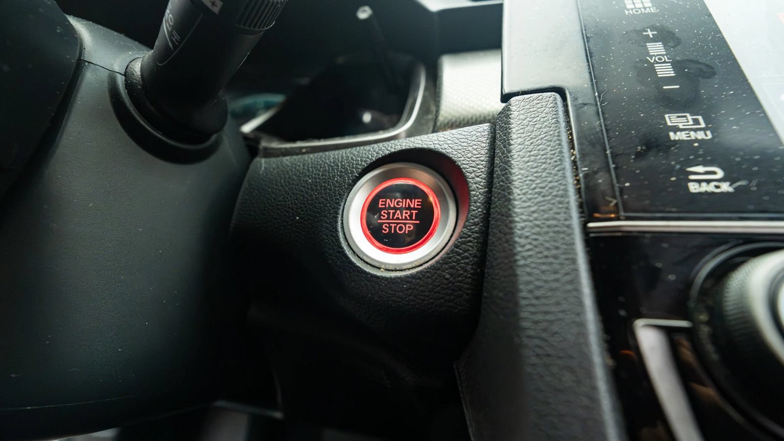 Used 2018 Honda Civic EX image 32