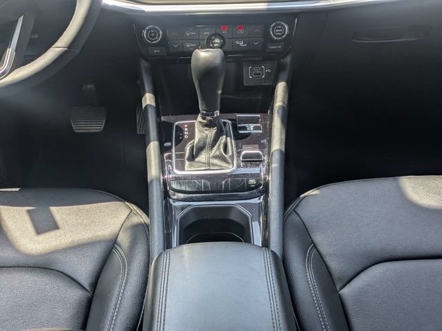 Used 2025 Jeep Compass Limited AWD/4WD image 19