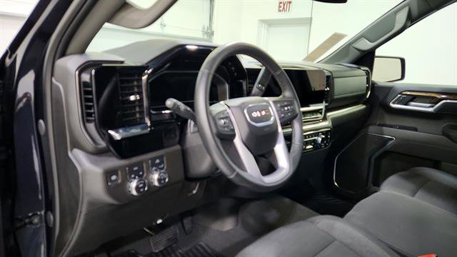 Used 2025 GMC Sierra 1500 Elevation AWD/4WD image 10