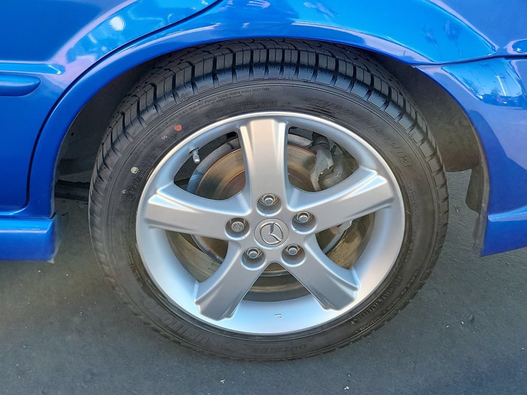 Used 2003 MAZDA Protege5 FWD image 25