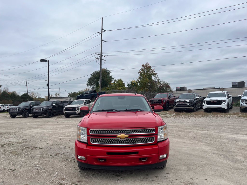 Used 2013 Chevrolet Silverado 1500 LT w/ All-Star Edition AWD/4WD image 3