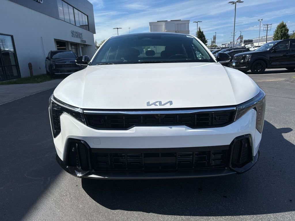 New 2025 Kia K4 GT-Line Turbo image 3