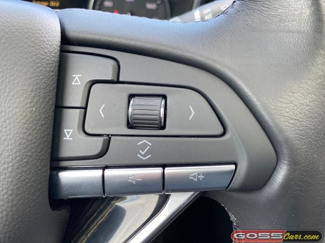 Used 2021 Cadillac XT6 Premium Luxury FWD image 21