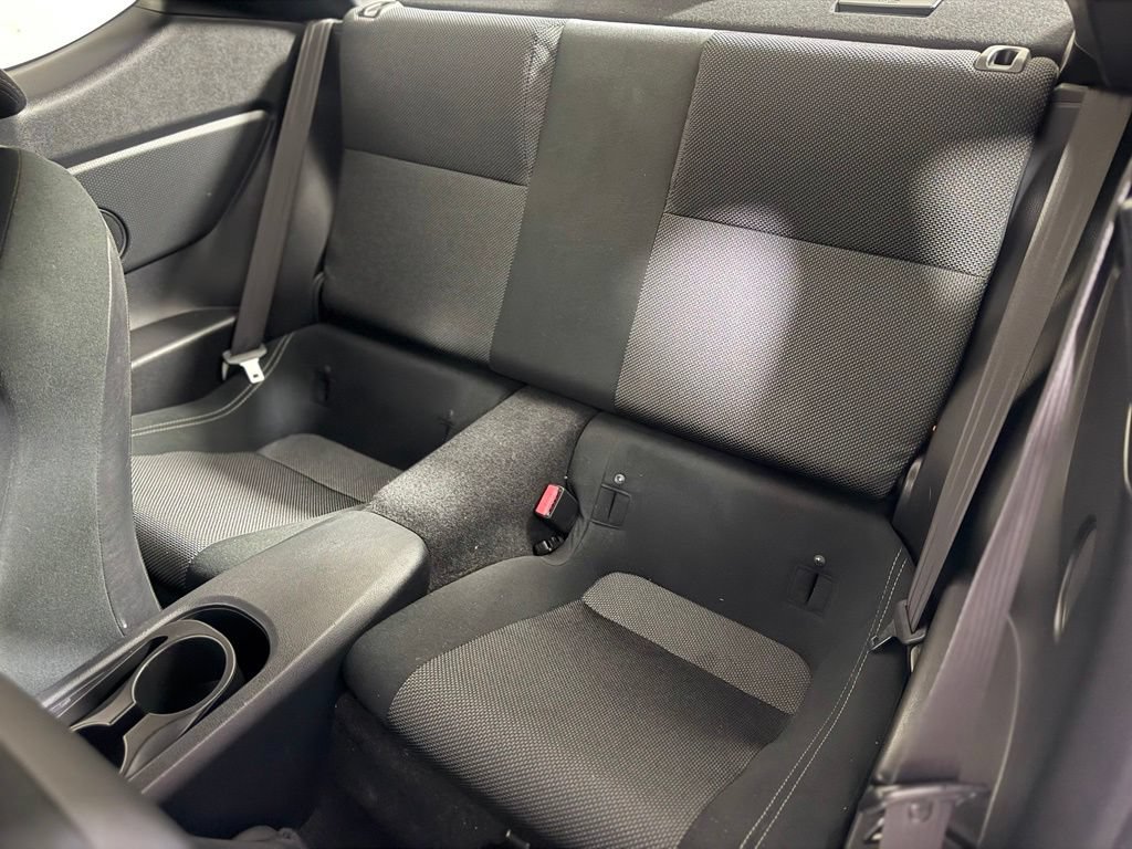 Used 2017 Toyota 86 RWD image 22