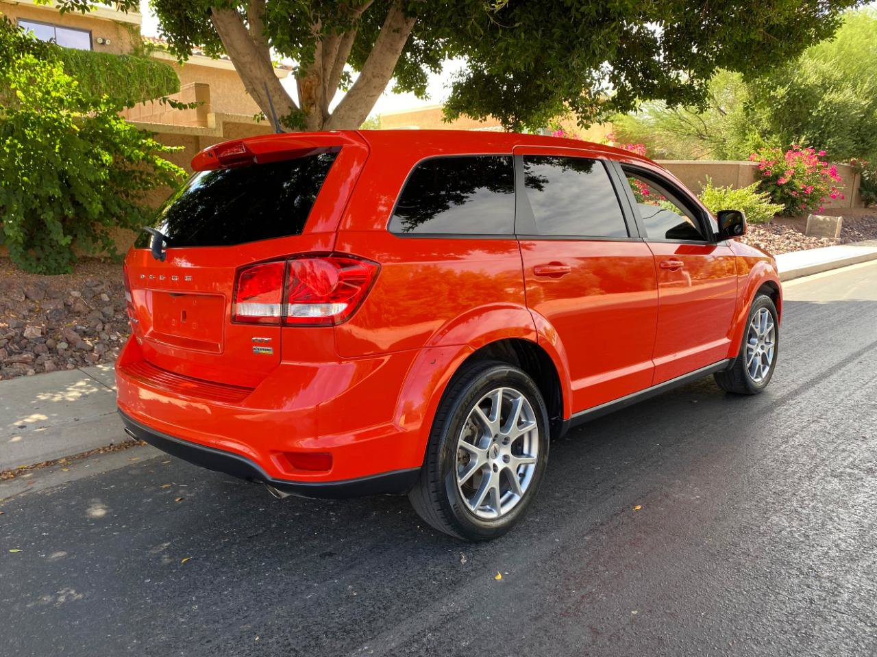 Used 2018 Dodge Journey GT FWD image 3