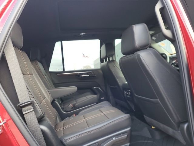 Used 2025 Chevrolet Tahoe High Country image 13