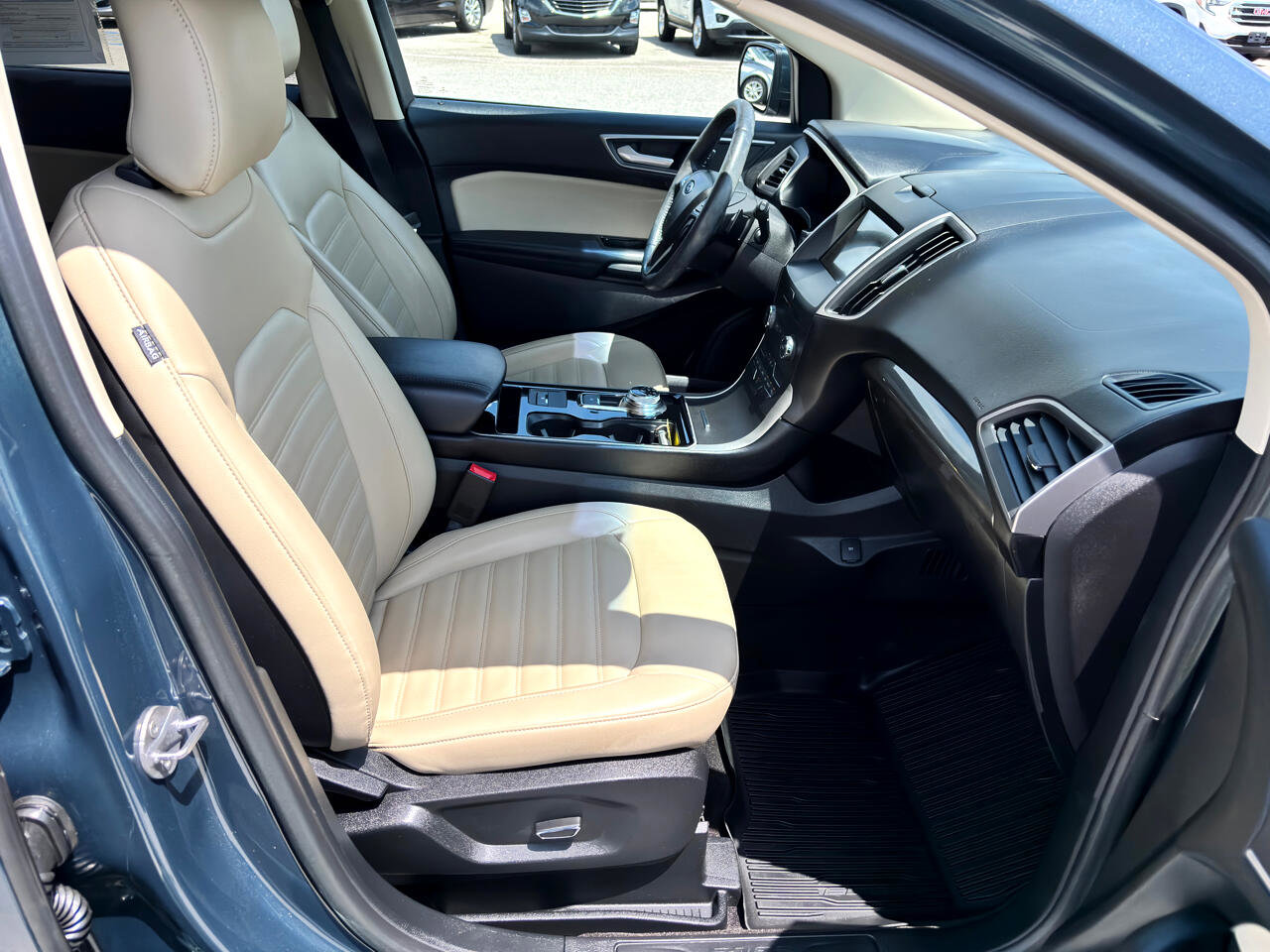 Used 2019 Ford Edge SEL w/ Equipment Group 201A image 24