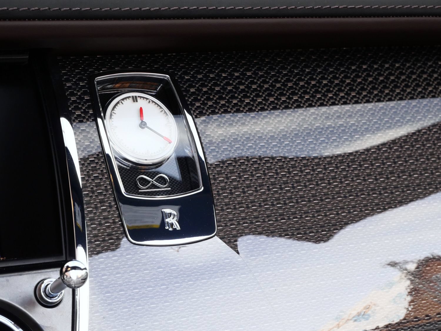 Used 2019 Rolls-Royce Dawn RWD image 14