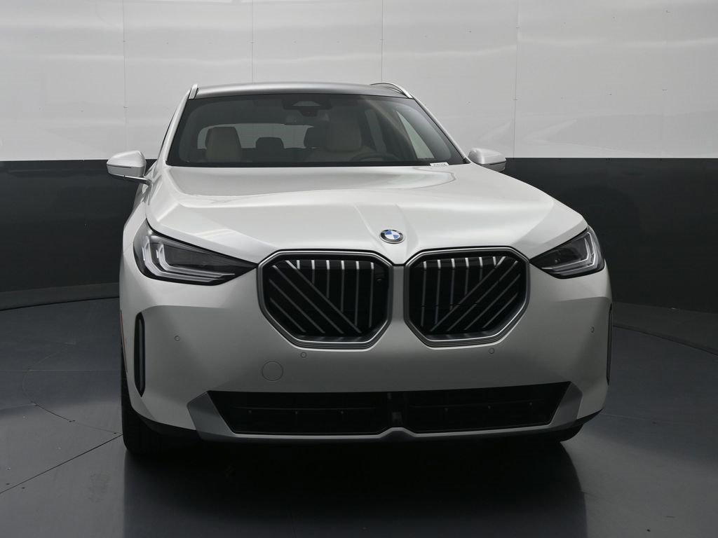 New 2026 BMW X3 xDrive30 w/ Premium Package image 2