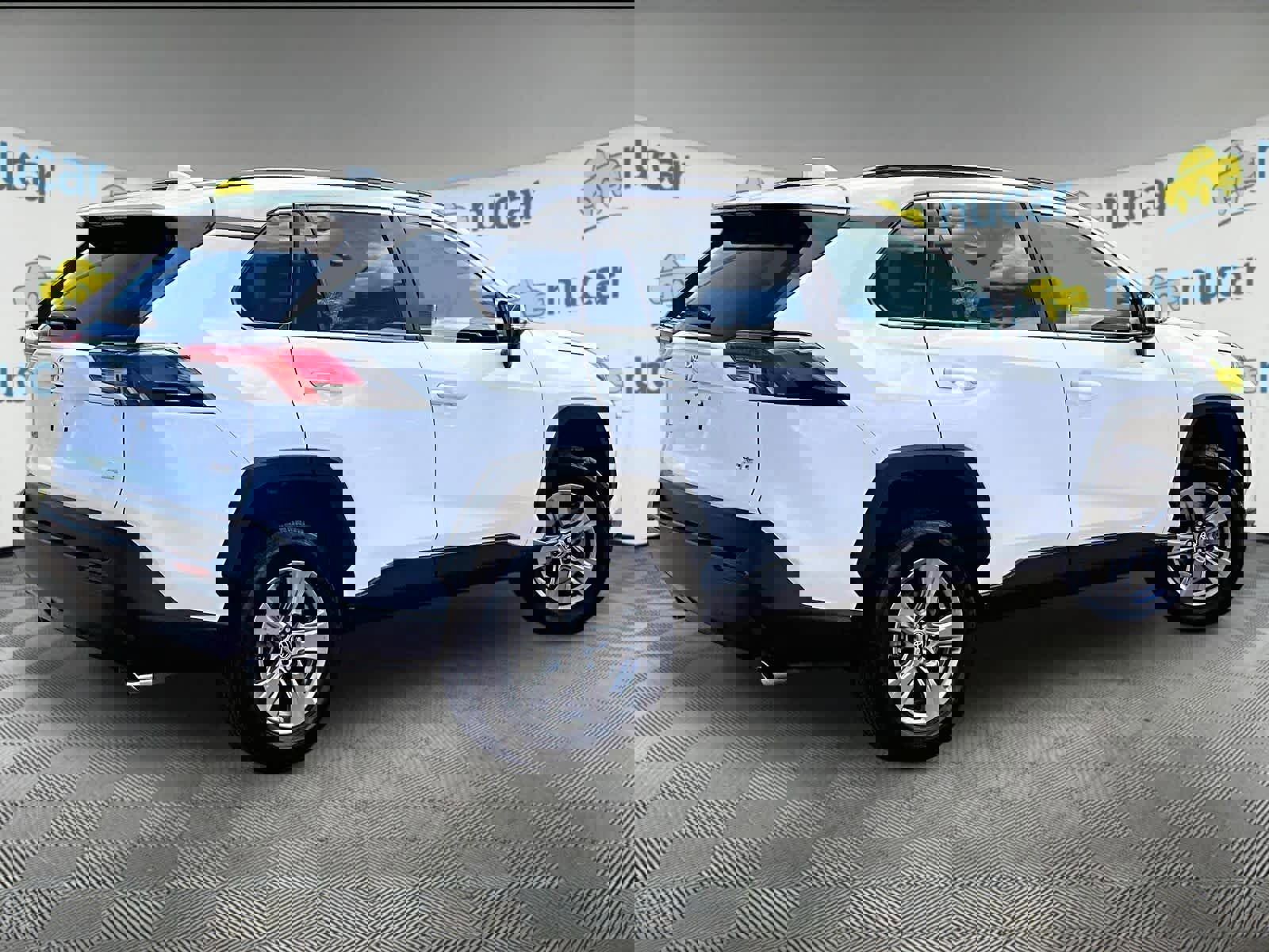 Used 2024 Toyota RAV4 XLE FWD image 6