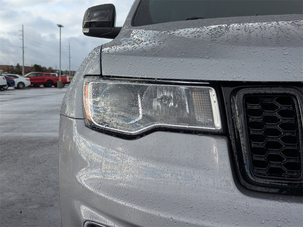 Used 2020 Jeep Grand Cherokee Limited w/ Luxury Group II image 42