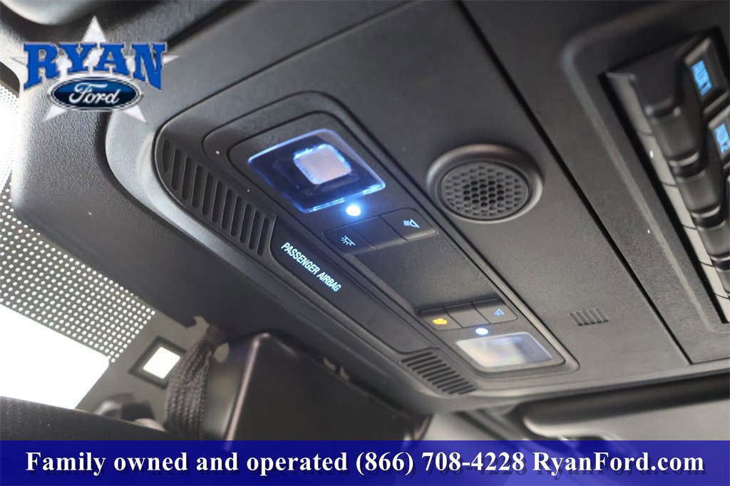 Used 2025 Ford Bronco Badlands image 30