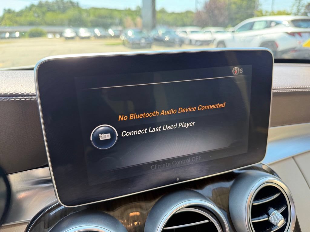 Used 2015 Mercedes-Benz C 300 4MATIC Sedan image 25