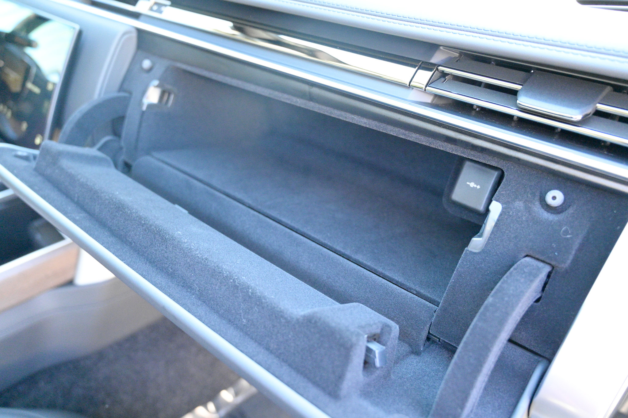 Used 2025 Land Rover Range Rover Long Wheelbase Autobiography image 58