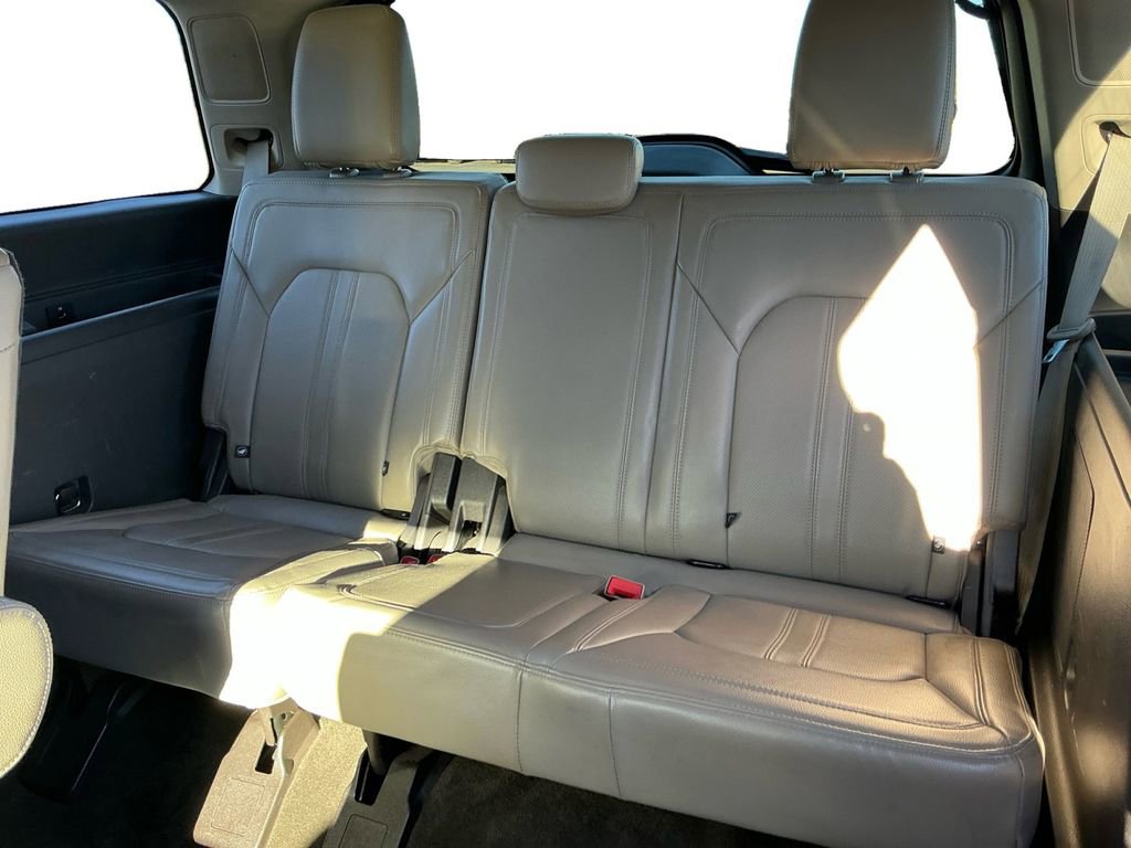 Used 2019 Ford Expedition Limited w/ Equipment Group 301A image 21