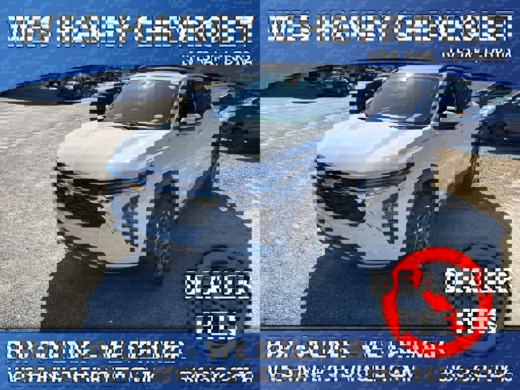 New 2026 Chevrolet Trax LT w/ Driver Confidence Package image 1