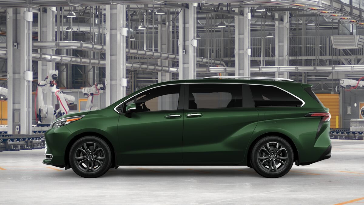 New 2026 Toyota Sienna Platinum AWD/4WD image 4