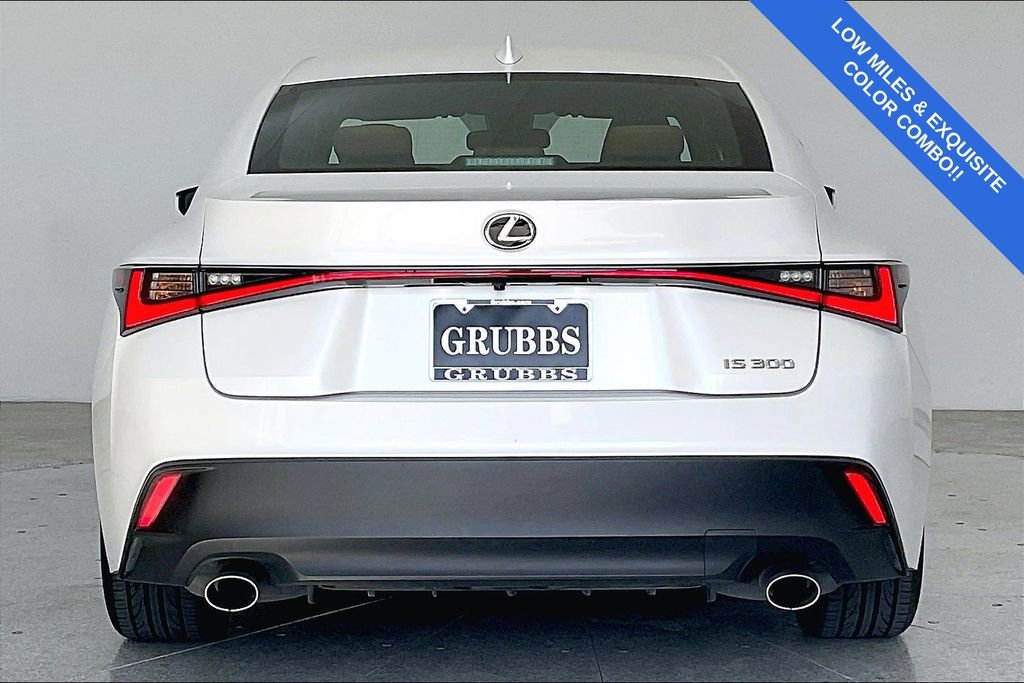 Used 2022 Lexus IS 300 image 6