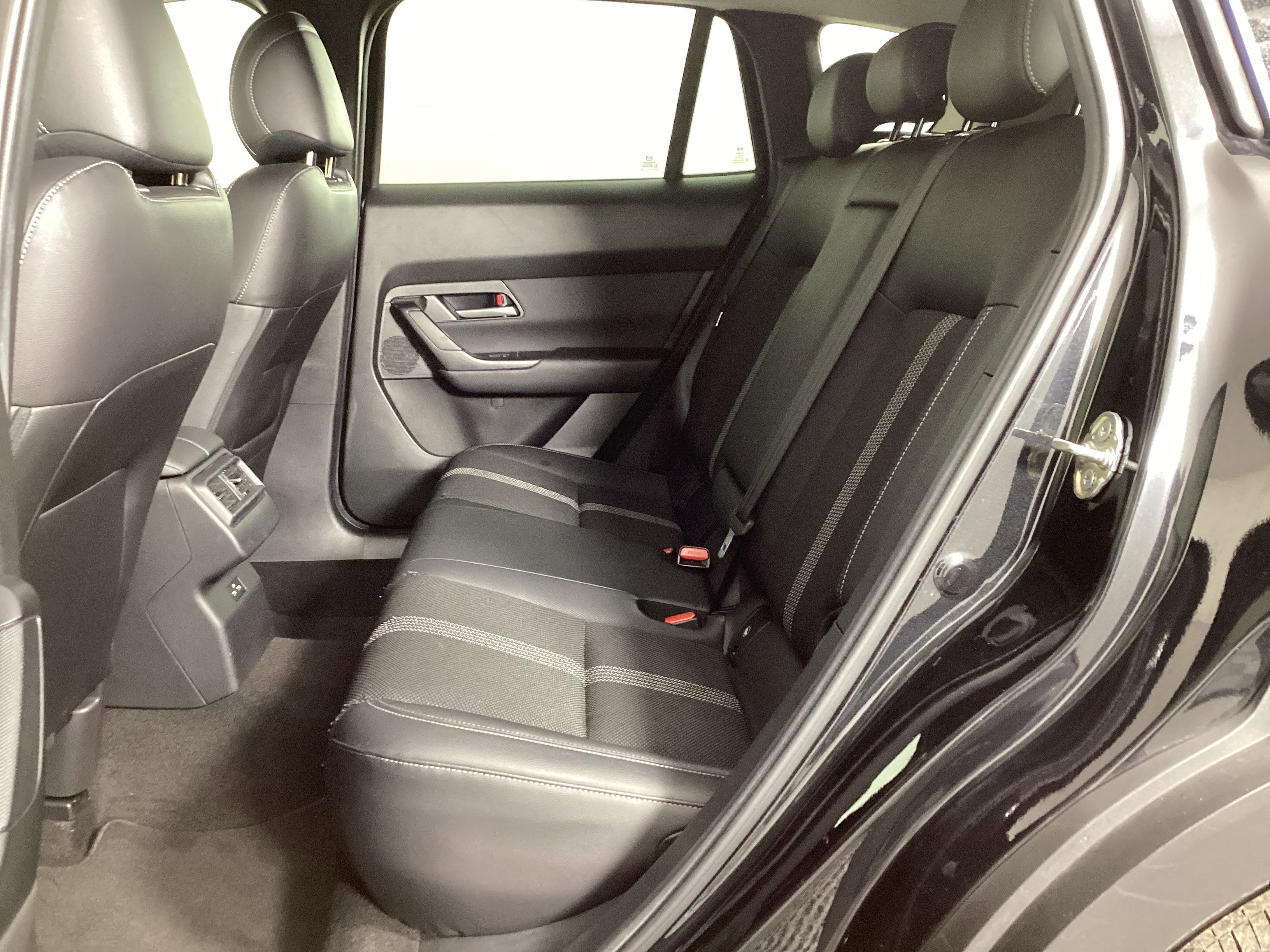 Used 2024 MAZDA CX-50 AWD 2.5 S w/ Preferred Package image 22