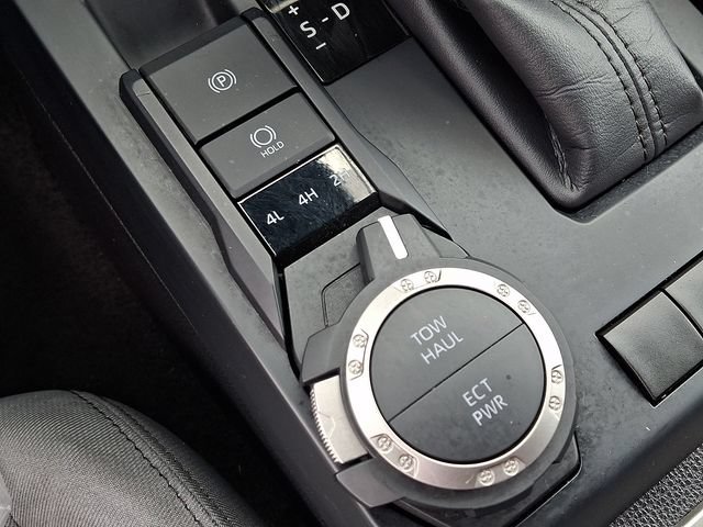 Used 2024 Toyota Tacoma SR5 AWD/4WD image 22