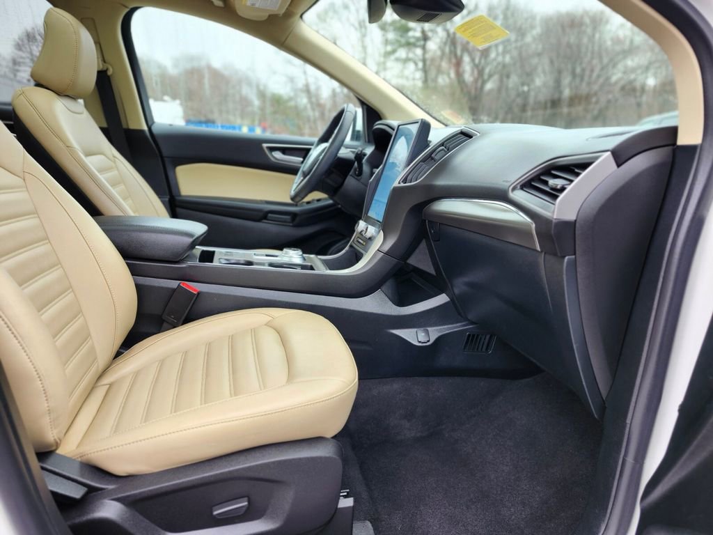 Certified 2022 Ford Edge SEL w/ Convenience Package image 11