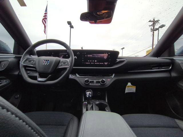 New 2025 Buick Envista Preferred w/ Convenience I Package image 2