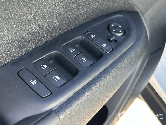 New 2026 Hyundai Venue SEL FWD image 24