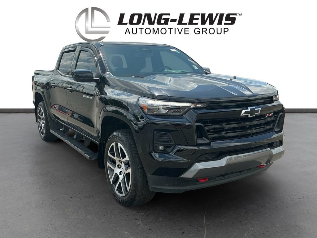 Used 2024 Chevrolet Colorado Z71 w/ Z71 Convenience Package 2 AWD/4WD image 10