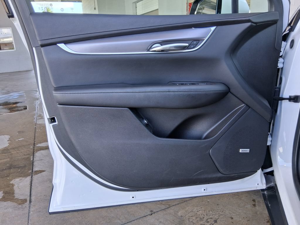 Used 2022 Cadillac XT5 Luxury FWD image 16