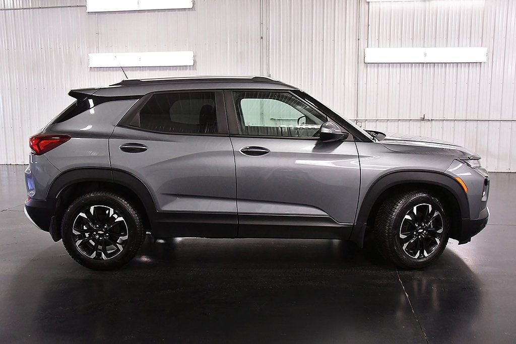 Used 2021 Chevrolet TrailBlazer LT w/ Convenience Package image 8