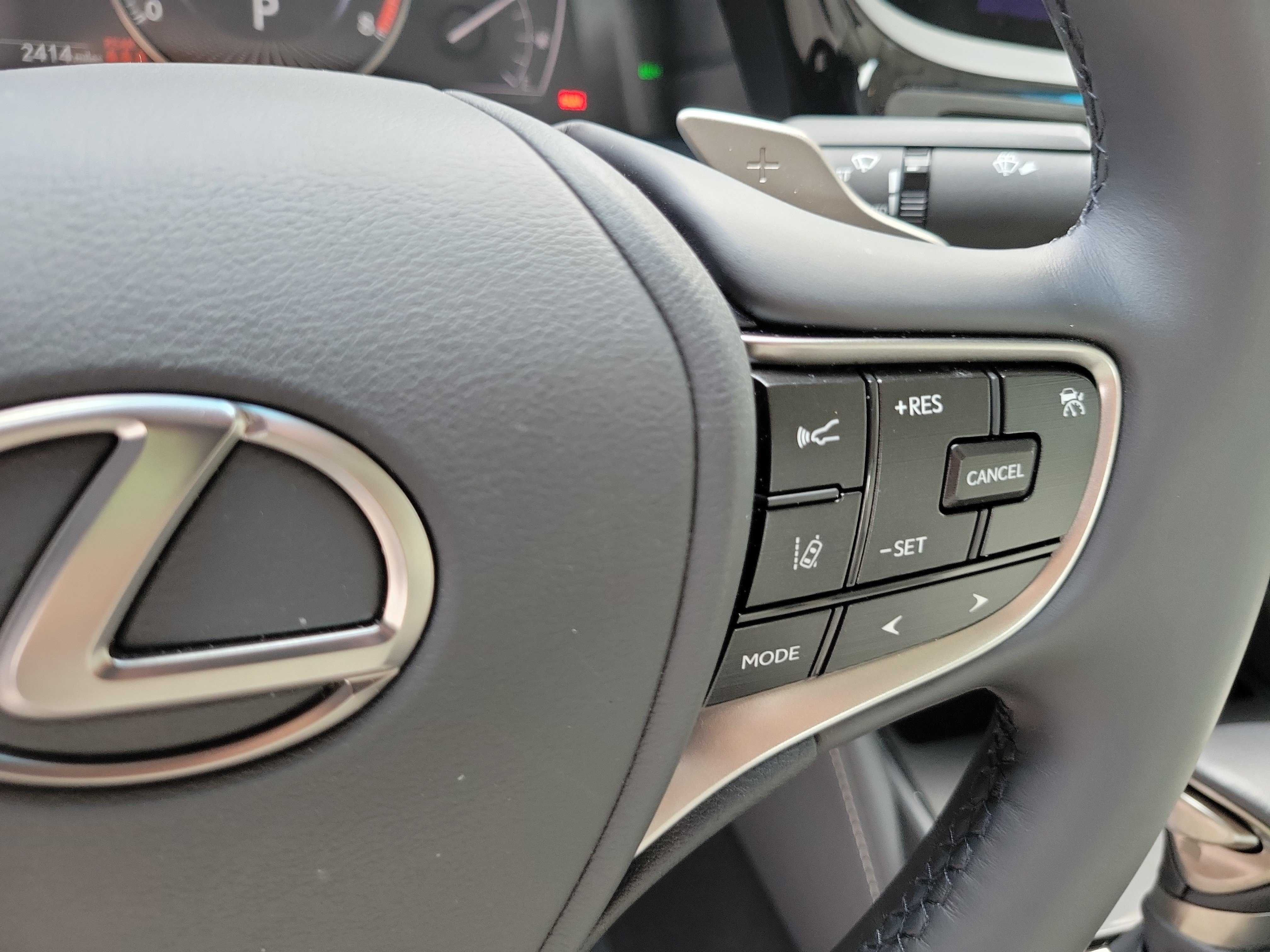 Used 2025 Lexus ES 350 w/ Premium Package FWD image 25