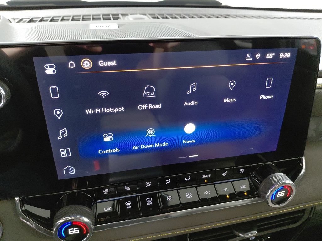 New 2026 Chevrolet Colorado ZR2 AWD/4WD image 24