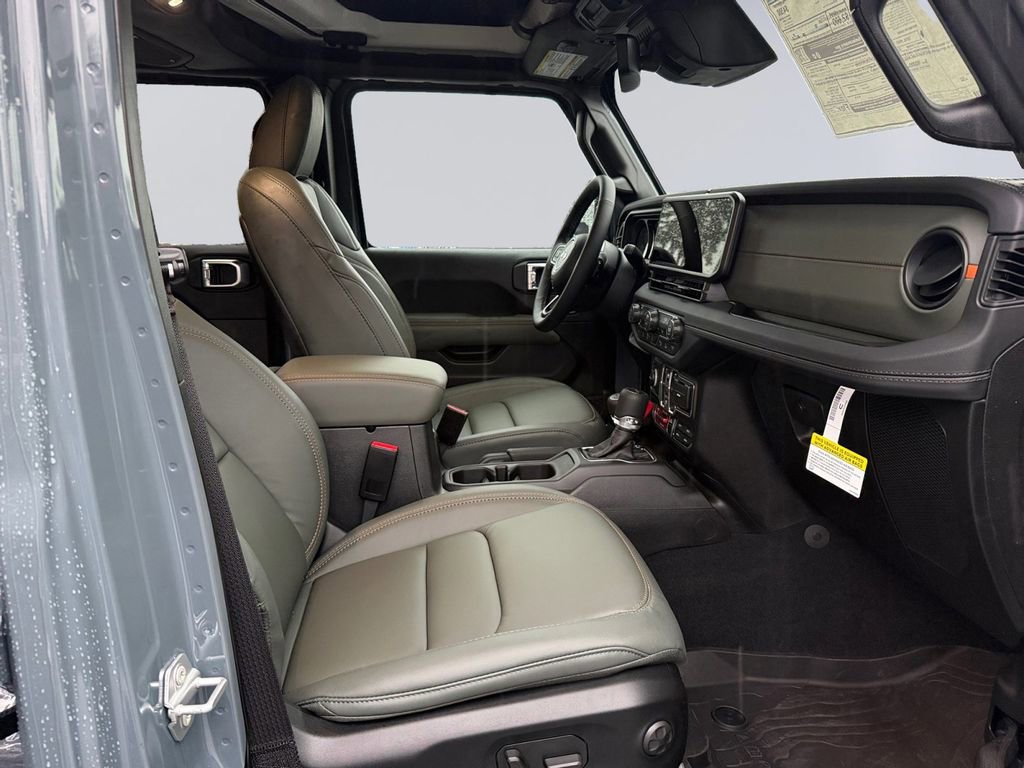 New 2026 Jeep Gladiator Mojave AWD/4WD image 11