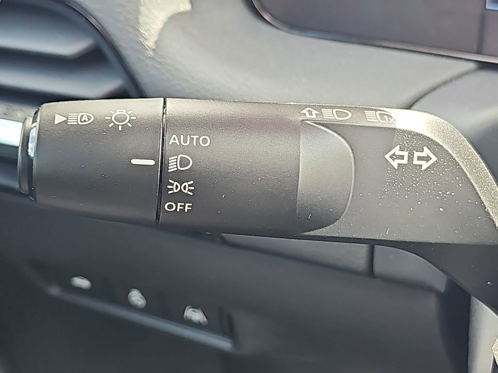 New 2026 Nissan Sentra SR w/ SR Premium Package image 29