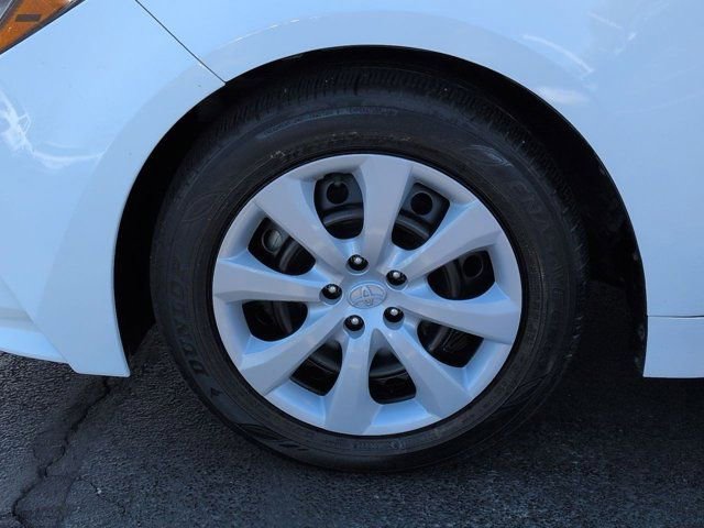 Certified 2023 Toyota Corolla LE FWD image 7