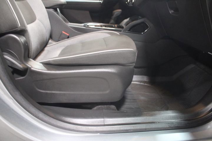 Used 2023 Chevrolet TrailBlazer LT w/ Convenience Package FWD image 24