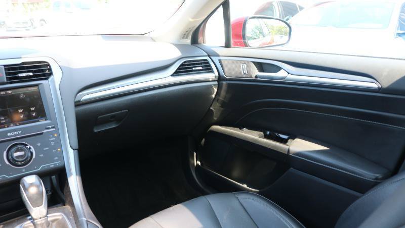 Used 2014 Ford Fusion Titanium FWD image 17