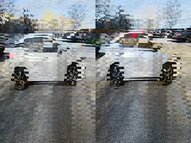 New 2025 Nissan Sentra SV w/ SV Premium Package image 2