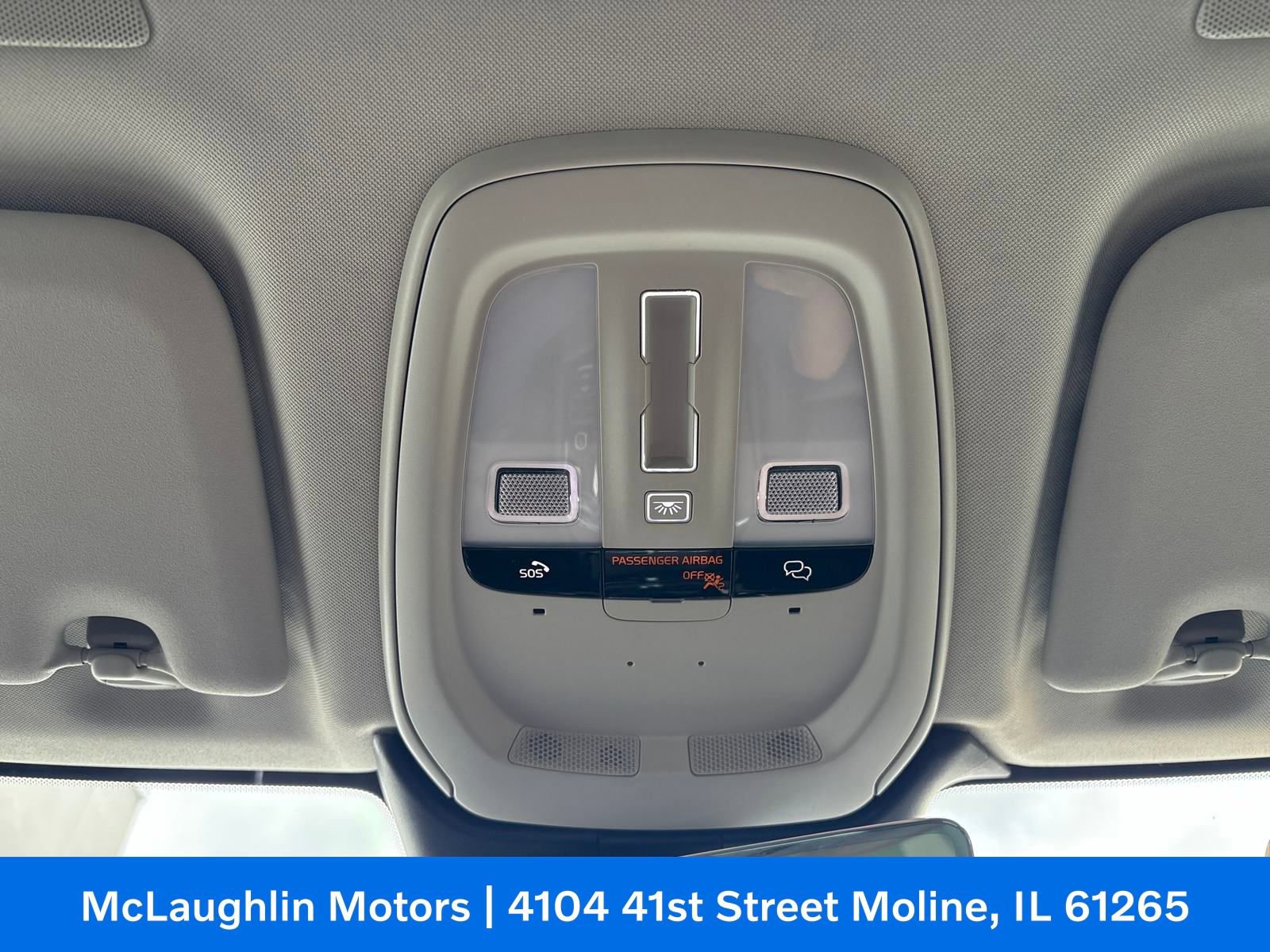 Certified 2023 Volvo XC60 B5 Ultimate w/ Climate Package AWD/4WD image 19
