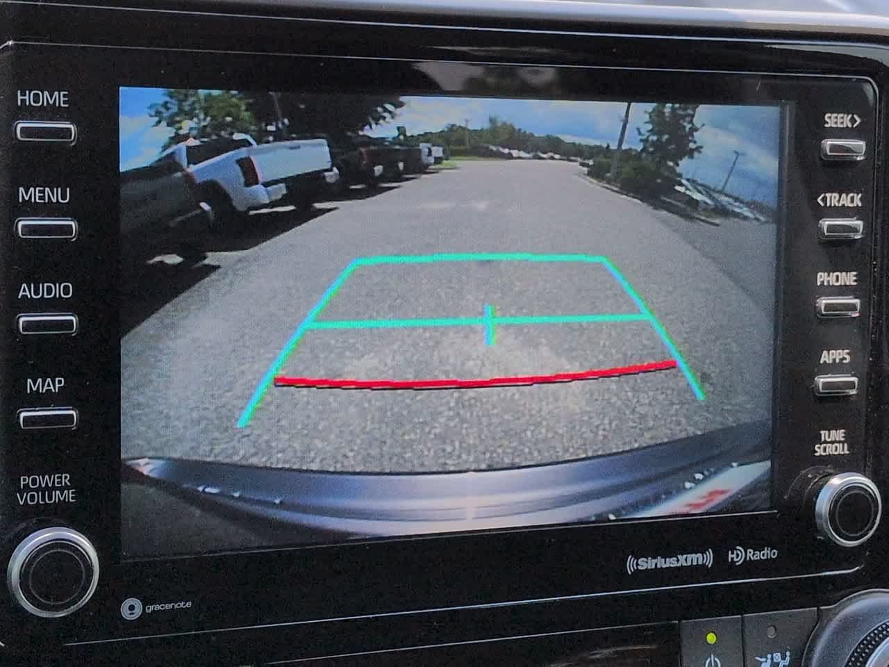 Certified 2021 Toyota Highlander XLE FWD image 21