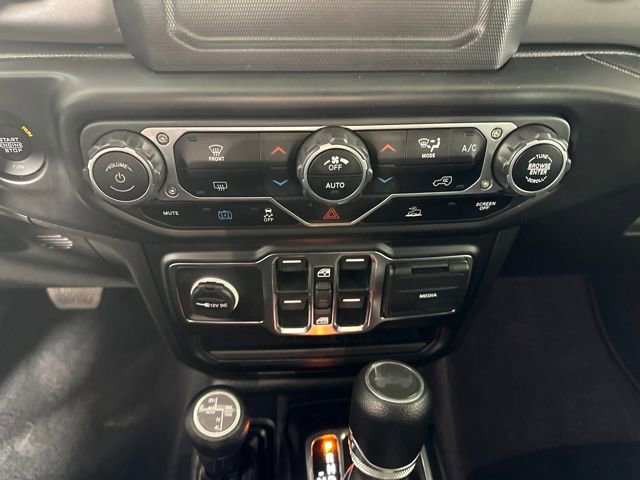 Used 2023 Jeep Wrangler Unlimited image 23