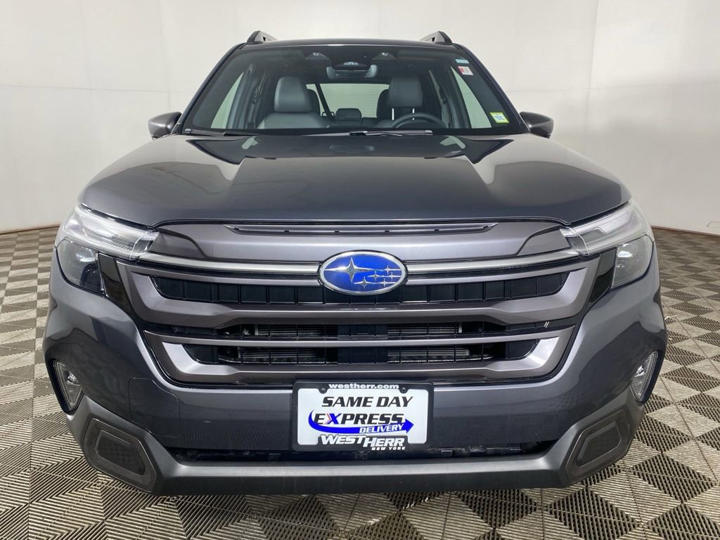 Certified 2025 Subaru Forester Limited image 12