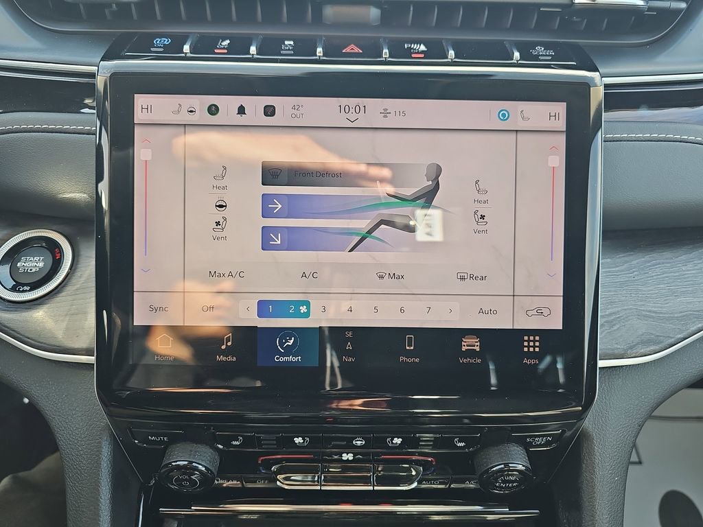 Used 2022 Jeep Grand Cherokee Limited 4xe w/ Luxury Tech Group II image 28