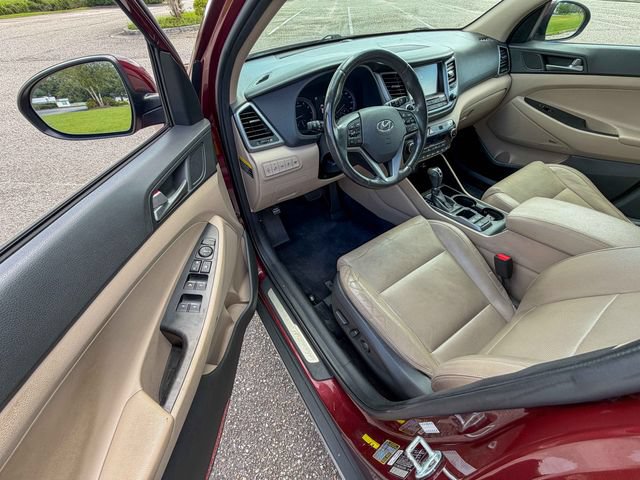 Used 2018 Hyundai Tucson Limited w/ Ultimate Package 02 FWD image 8