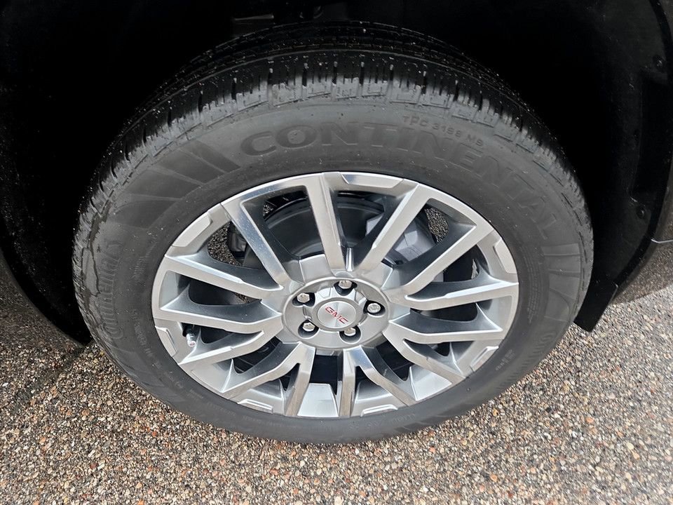 New 2026 GMC Terrain Denali image 37