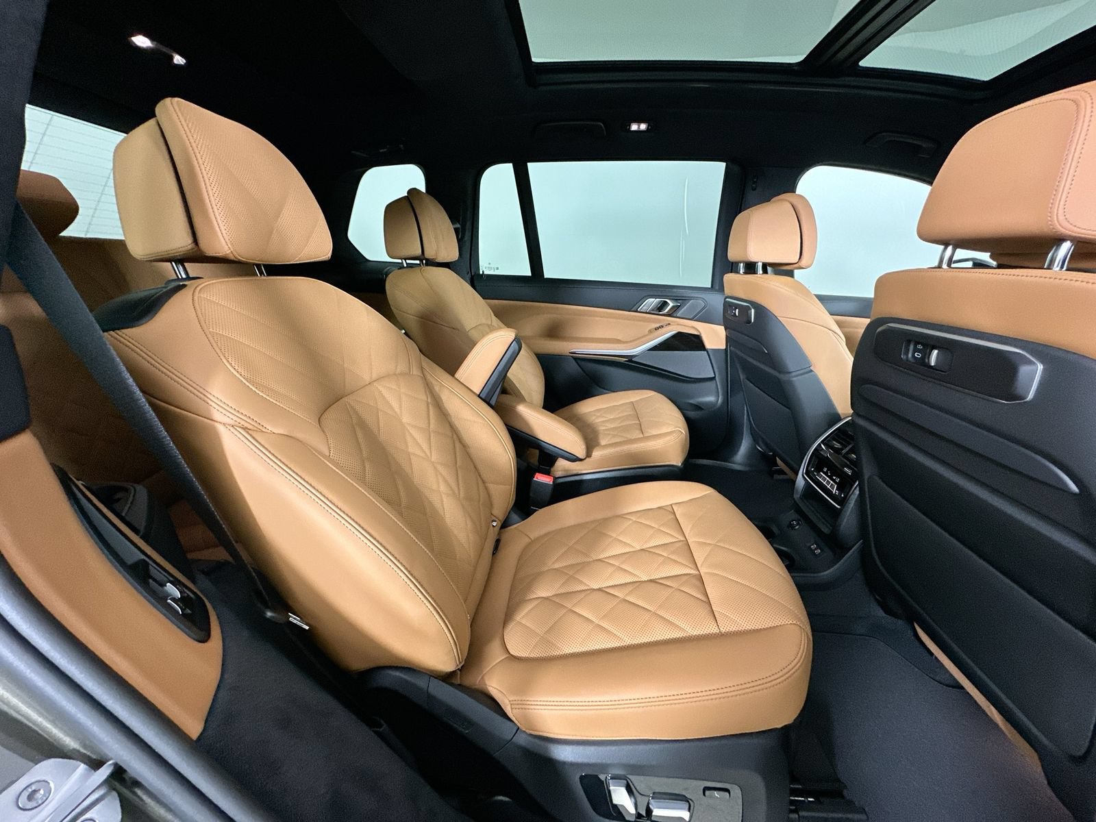 New 2027 BMW X7 xDrive40i w/ Executive Package AWD/4WD image 41